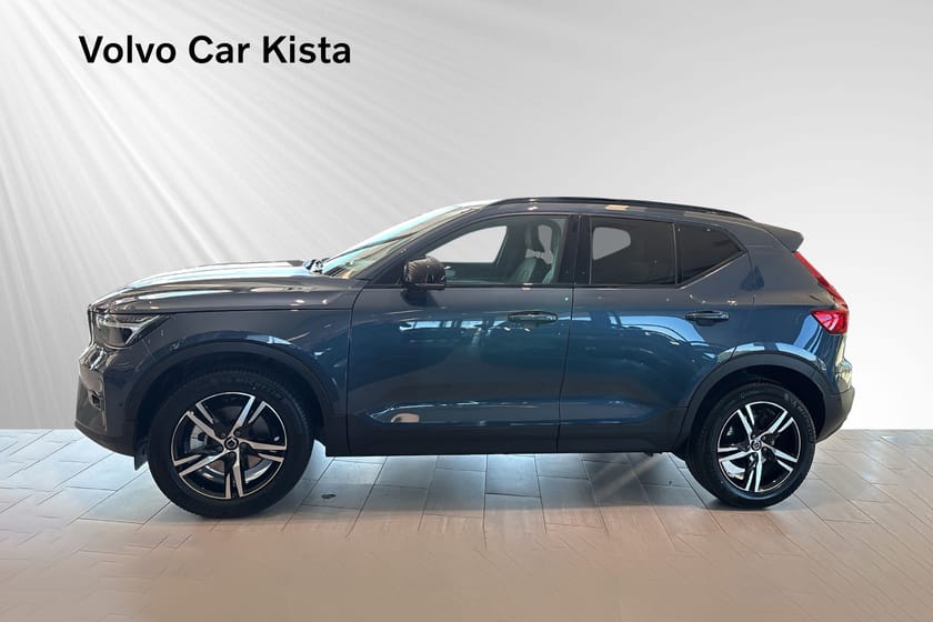 Bild 3 av Volvo XC40 B3 FWD Bensin Plus Dark 360Kamera