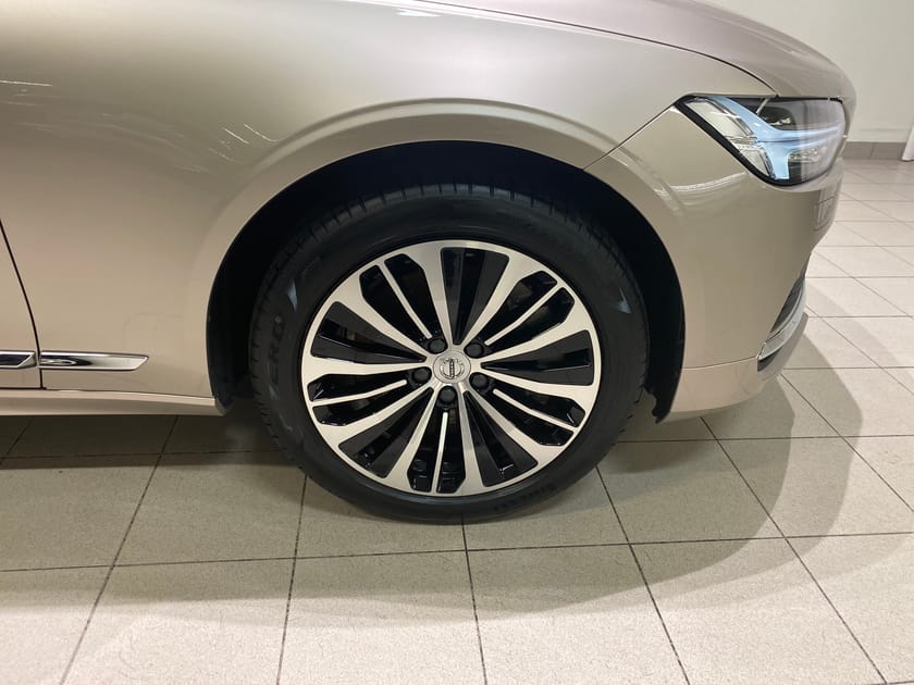Bild 3 av Volvo V90 T6 Core Bright