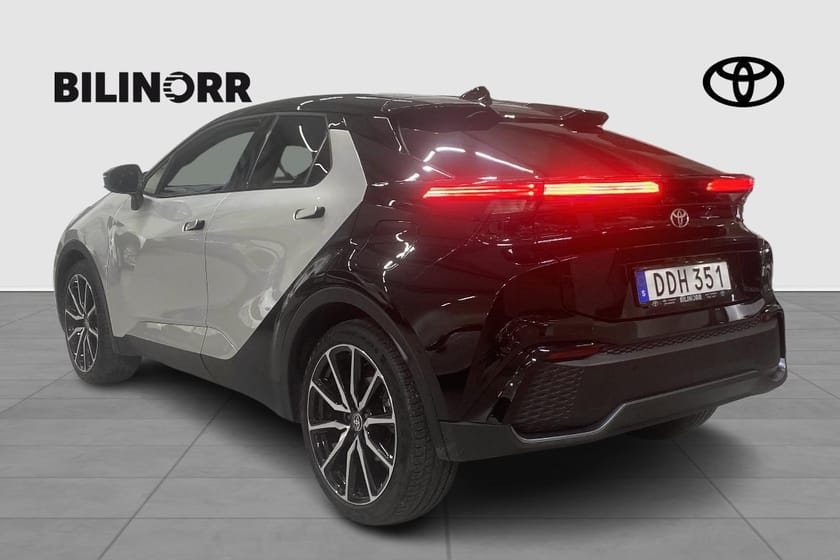 Bild 2 av Toyota C-HR PHEV GRSPORT PREMIERE EDITION | MOMS