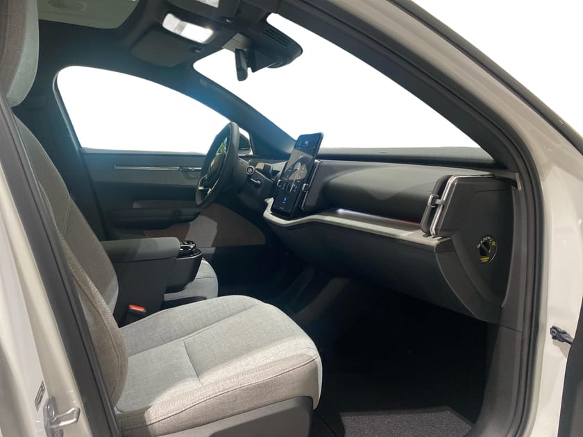 Bild 4 av Volvo EX30 Twin Motor Performance Ultra - Demo