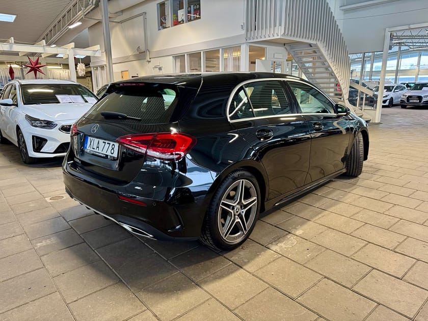 Bild 3 av Mercedes-Benz A 180 d 7G-DCT AMG Sport EU6 Panorama