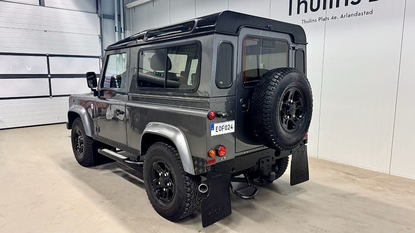 Bild 4 av Land Rover Defender 90 Kombi TD4 XS / Black pack