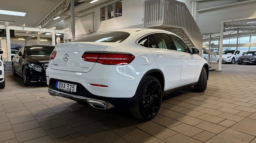 Bild 3 av Mercedes-Benz GLC 220 d Coupé 4MATIC 220d 9G-Tronic Eu6 Backkamera 21" GMP