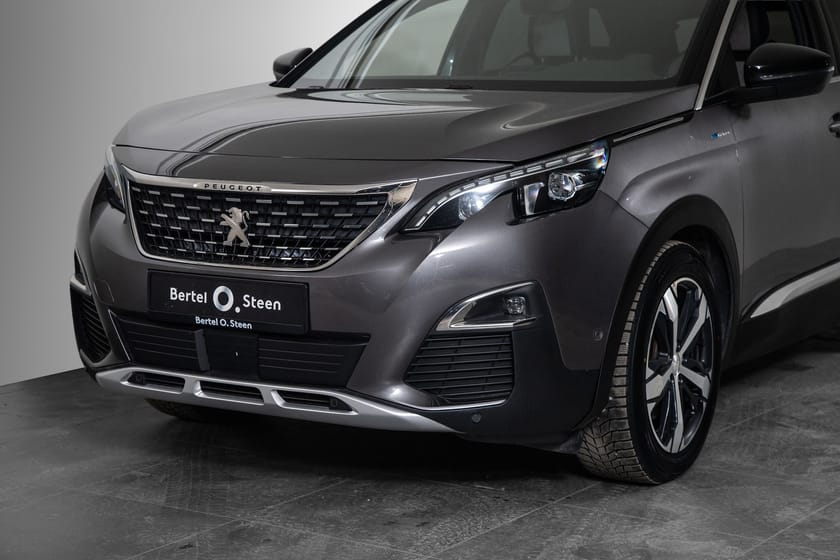 Bilde 2 av Peugeot 3008 GT HYBRID4 PHEV 4x4 | Krok | ACC | Alcantara | Finans