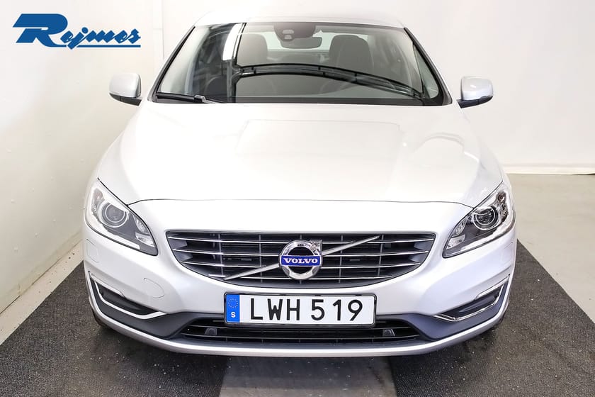 Bild 2 av Volvo S60 D4 AWD Classic Momentum