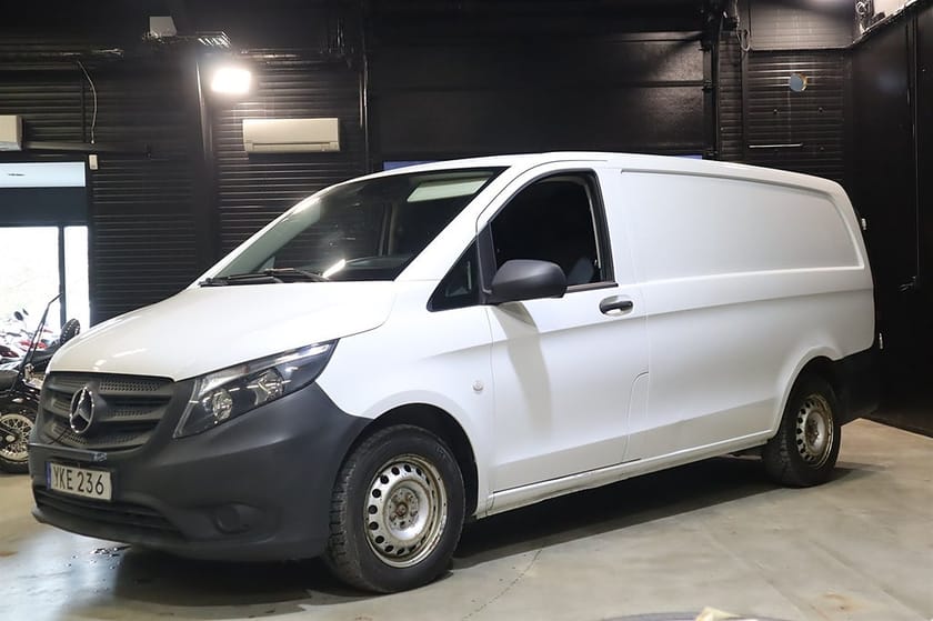 Bild 3 av Mercedes-Benz Vito 111 CDI 2.8t (150hk) Apple Carplay Backkamera