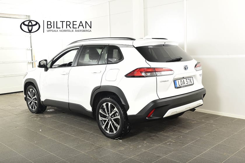 Bild 3 av Toyota Corolla Cross Hybrid AWD-i 2,0 Elhybrid AWD Style Pluspaket