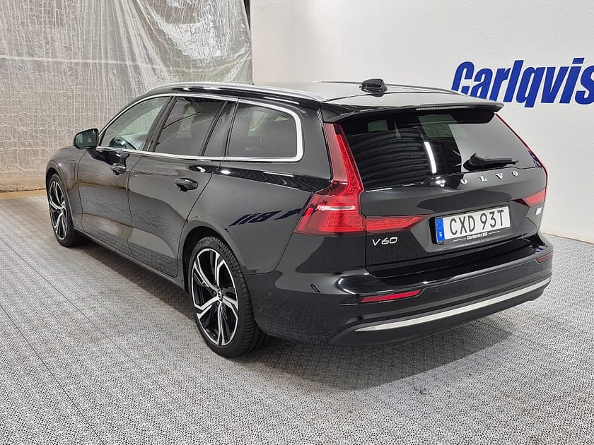 Bild 3 av Volvo V60 T6 Recharge Core Bright plug in AWD 350HK 4x4 Läder