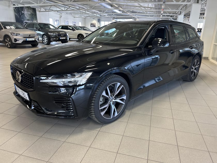 Bild 1 av Volvo V60 T6 Plus Dark Nordic Edition