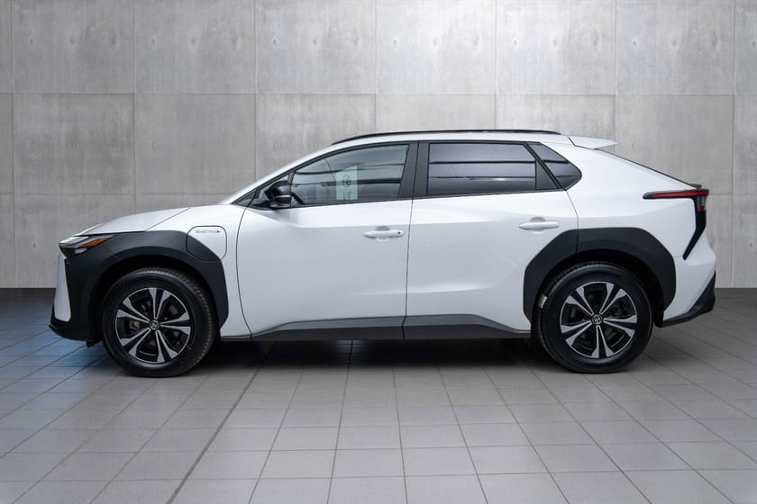 Bilde 3 av Toyota bZ4X AWD Active Tech