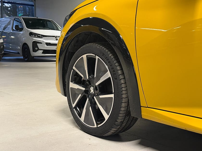 Bild 5 av Peugeot e-208 GT PACK 50 kwh - highway assist , backkamera