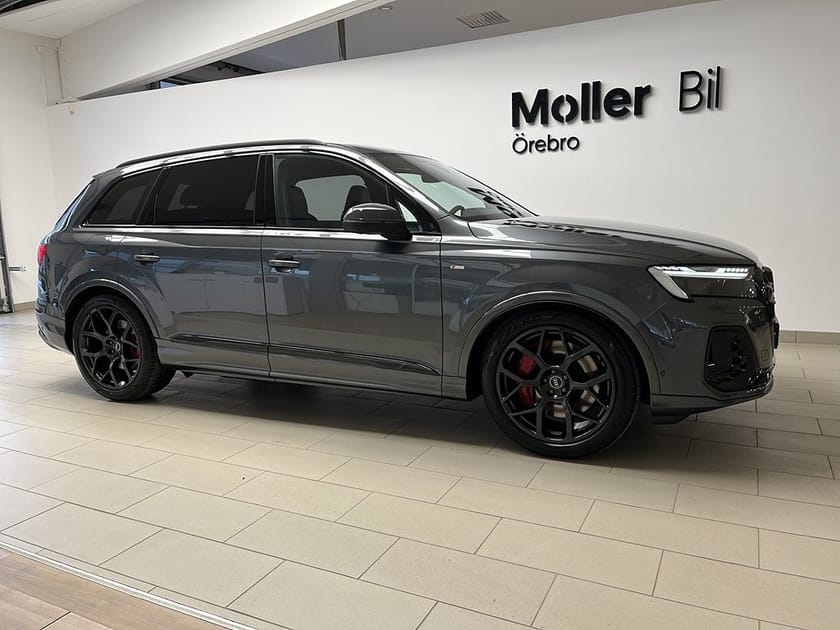 Bild 1 av Audi Q7 60 TFSI e quattro SUV 490 HK Selection/Black Carbon/Laser-Matrix