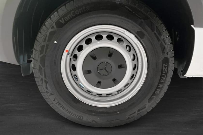 Bild 3 av Mercedes-Benz eSprinter 420 81 kWh 414 SKÅP E A2 PRO OMG LEVERANS