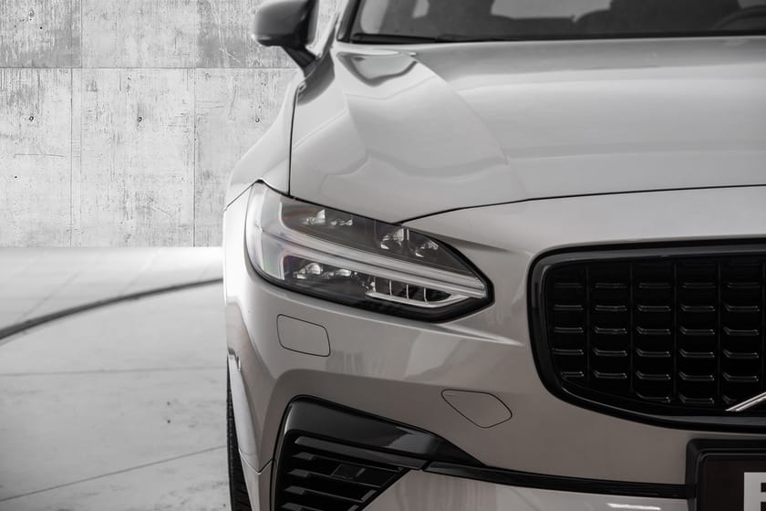 Bilde 3 av Volvo V90 Recharge T6 Plus Dark SEMI.EL.HF|LUFT|H&K|360|20"+