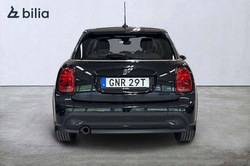 Bild 5 av MINI Cooper 5d AUT / EXPERIENCE / NAV / BACKKAMERA / APPLE CARPLAY