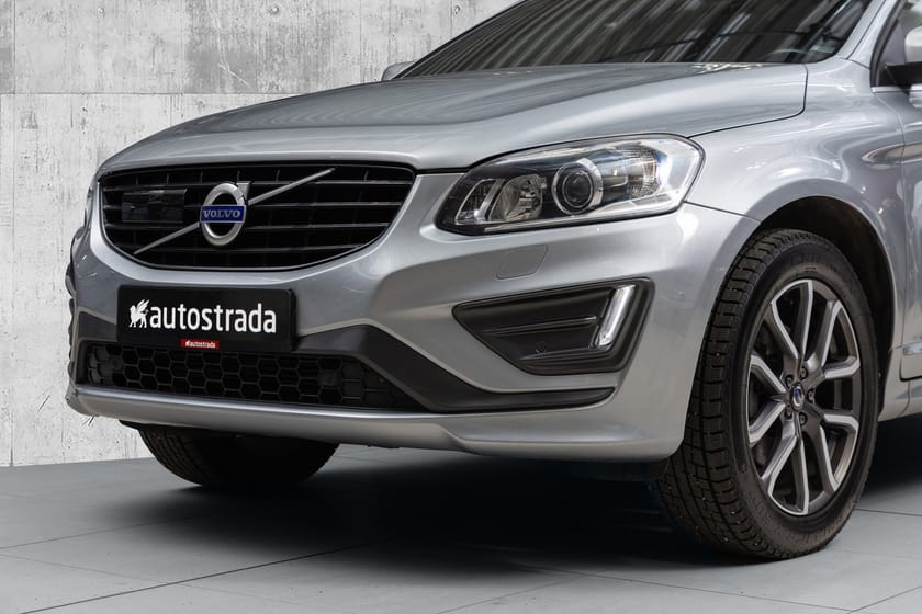 Bilde 4 av Volvo XC60 D4 190hk R-Design | H&K | Kamera | Krok | Lam.ruter