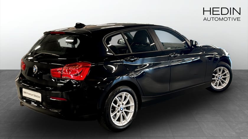 Bild 2 av BMW 118d xDrive 150 hk Rattvärme Bluetooth