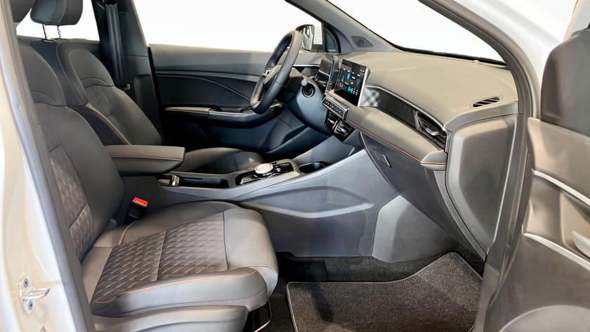 Bild 3 av MG 3 Hybrid+ MG3 LUXURY + Hybrid *Privatleasing 4295kr/Mån*