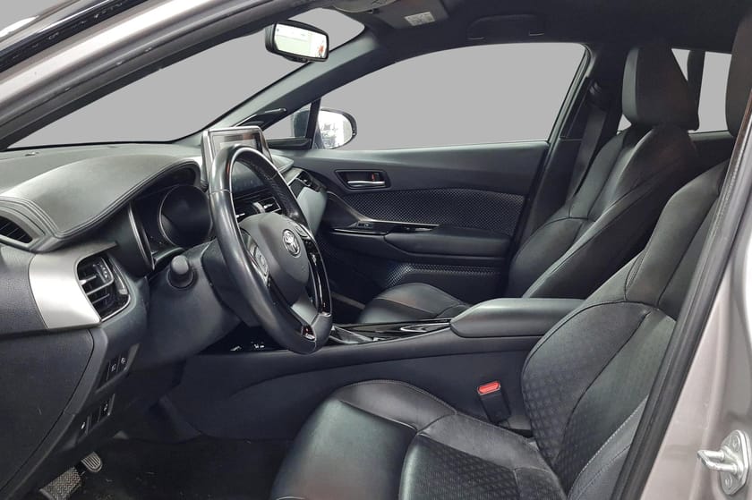 Bilde 4 av Toyota C-HR Hybrid Lounge Tech - LED - Adaptiv Cruise