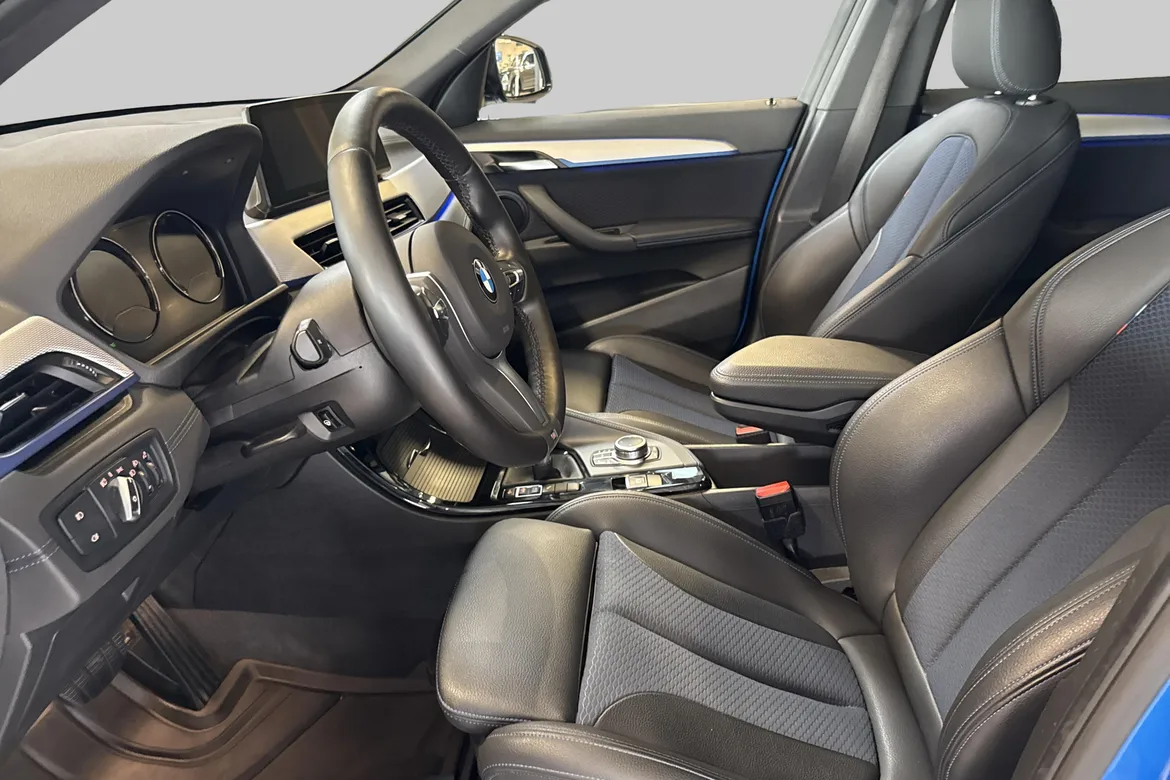 picture of a car
