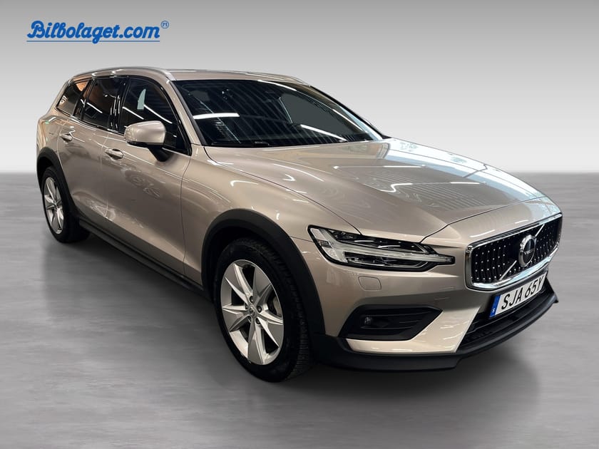 Bild 3 av Volvo V60 Cross Country B4 AWD Diesel Plus