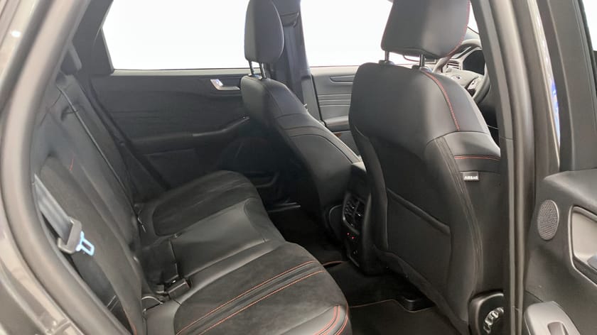 Bild 5 av Ford Kuga Plug-In Hybrid ST-LINE X 2.5 FWD 243HK