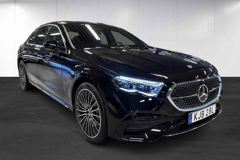 Bild 2 av Mercedes-Benz E 300 d e 4MATIC DE Premium | AMG | Superscreen | Pano | Burmester |