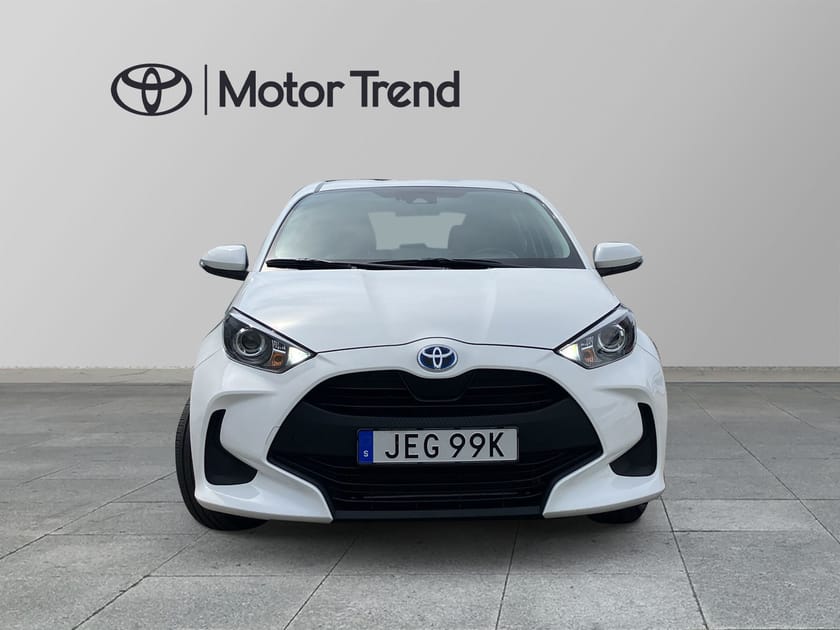 Bild 5 av Toyota Yaris Hybrid 1,5 HSD 5-D ACTIVE 2 100 MIL NYSKICK!
