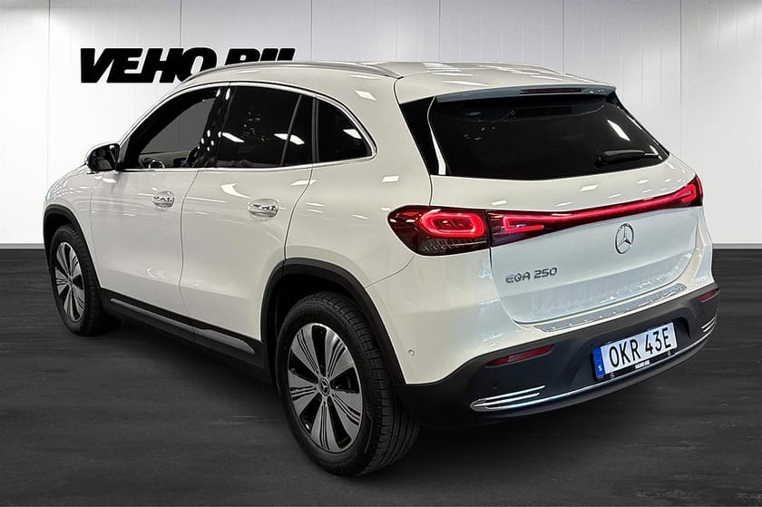 Bild 4 av Mercedes-Benz EQA 250 Progressive Line Panelbelysning Kamera Navi Distron