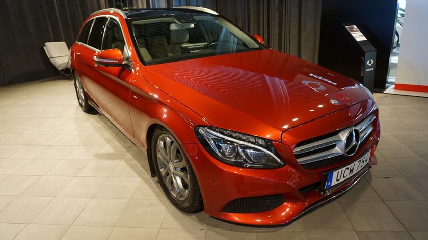 Bild 3 av Mercedes-Benz C 250 T d BlueTEC 4MATIC 4M AMG Line Luftfjädring Mvärm Drag Pano S&V