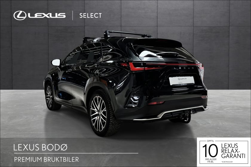 Bilde 3 av Lexus NX 450h+ F-Sport /Ladbar hybrid/309hk/AWD/Lang garanti!