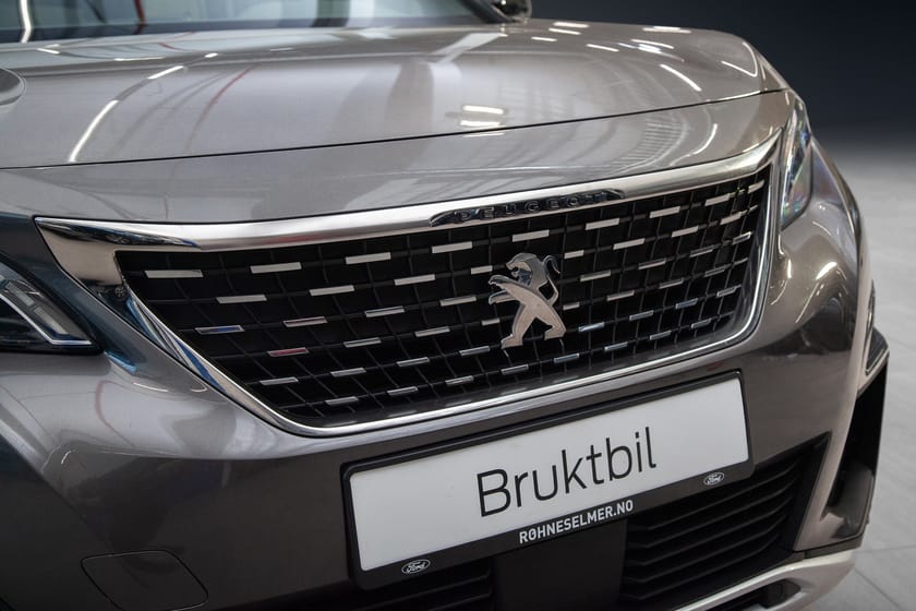 Bilde 3 av Peugeot 3008 GT HYBRID4 / ACC / KROK / PANO / 360KAM