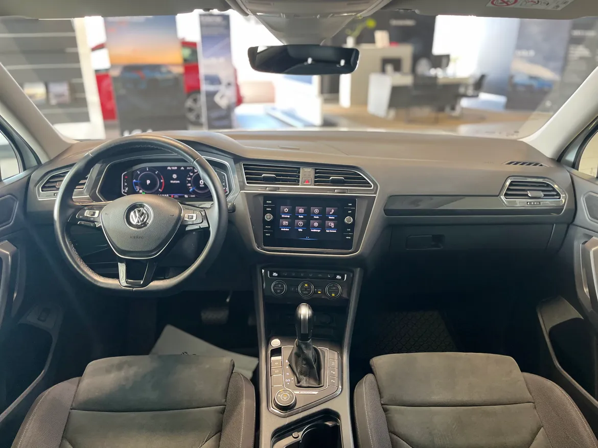picture of a car