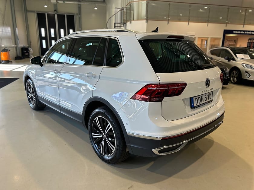 Bild 4 av Volkswagen Tiguan eHybrid 1.4 TSI ACT Elegance 245hk / ErgoActive / Drag