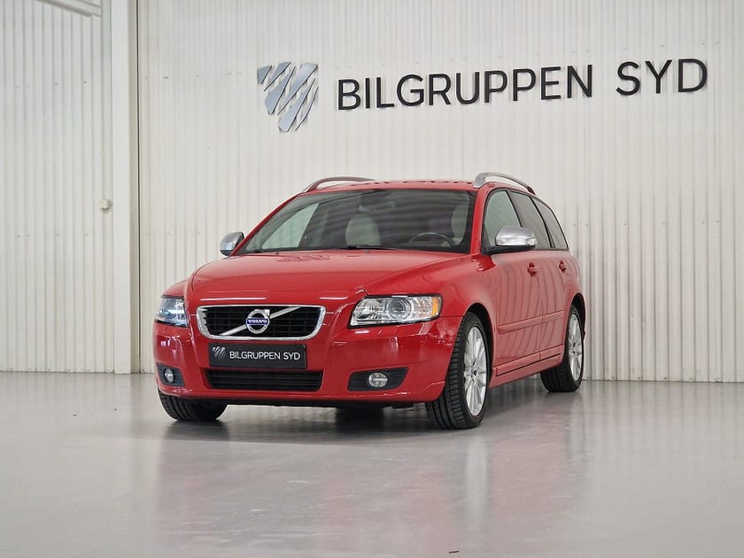 Bild 3 av Volvo V50 D3 Momentum|Värmare|P-sensorer bak|Farthållare