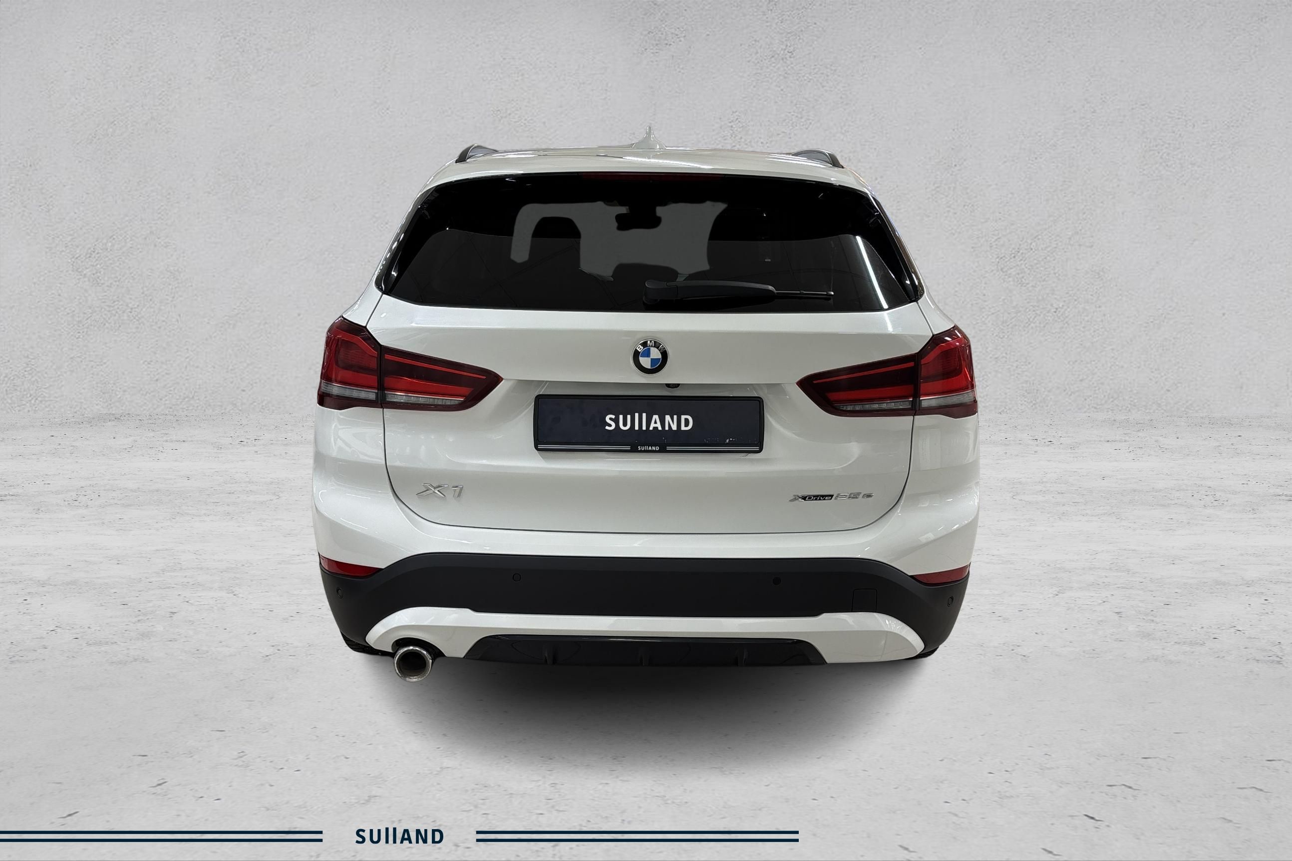 Thumnail bilde 3 av BMW X1 xDrive25e