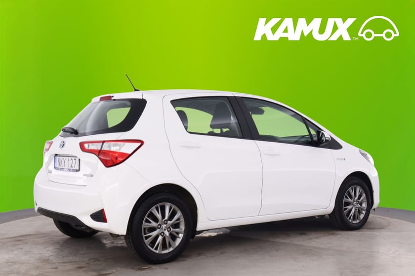 Bild 2 av Toyota Yaris Hybrid e-CVT Active 101hk B-Kam