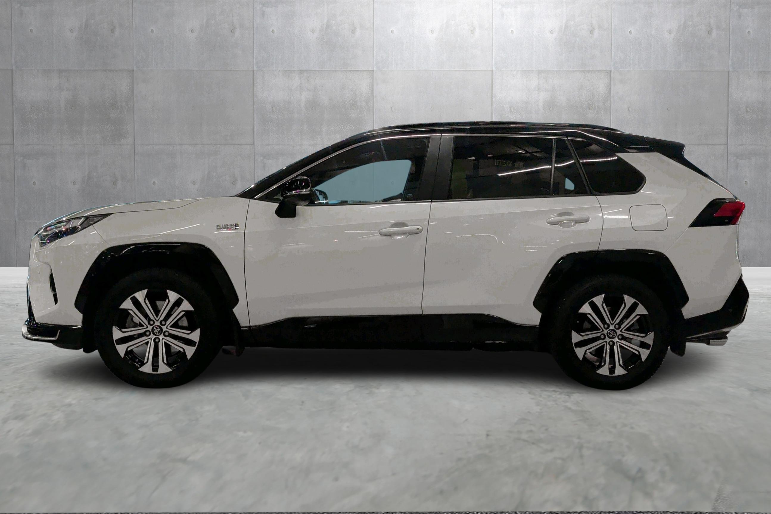 Thumnail bilde 1 av Toyota RAV4 Plug-in Hybrid