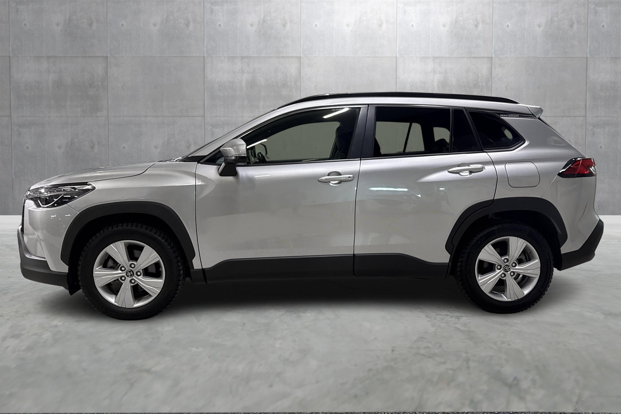 Thumnail bilde 1 av Toyota Corolla Cross Hybrid AWD-i