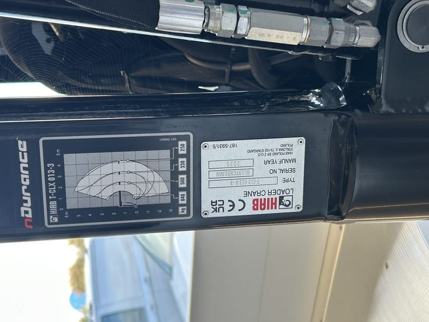 Bild 5 av Volkswagen Crafter Chassi 35 163Hk L3 Automat flak med kran RWD Auto