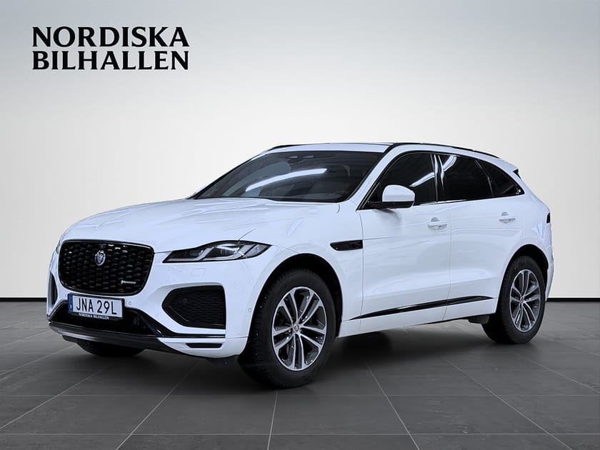 Bild 3 av Jaguar F-Pace P250 R-Dynamic Nyservad Pano Värmare Dragkrok