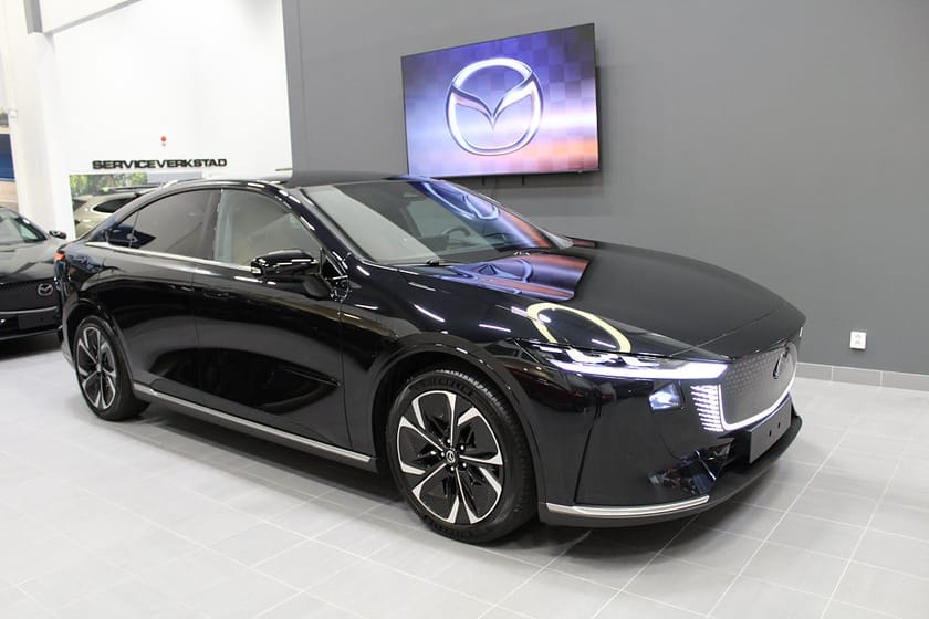 Bild 1 av Mazda 6e Standard Range 258 hk, 68.8 kWh, Takumi Plus **0% Ränta**