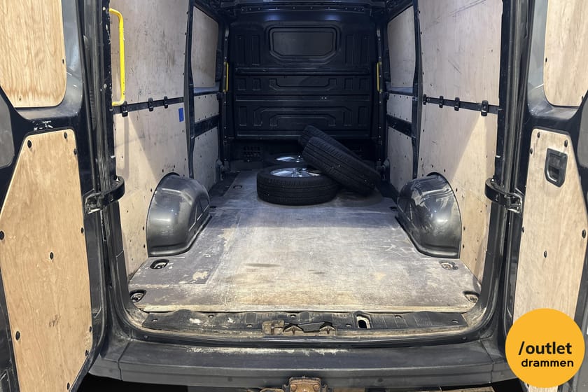 Bilde 5 av Volkswagen Crafter 177HK / Hengerfeste / Ryggecamera / Navi /Webasto /