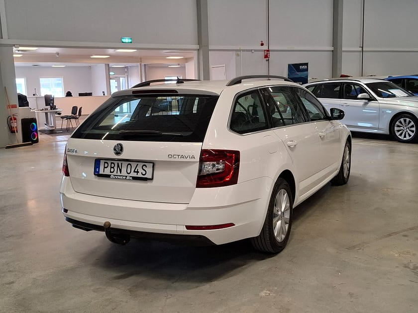 Bild 2 av Škoda Octavia Kombi Skoda 1.6 TDI SCR Ambition V-hjul Drag