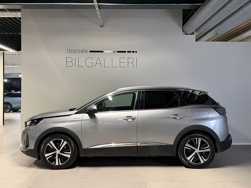 Bild 2 av Peugeot 3008 HYBRID4 300 Allure  AWD 360 skatt/år med 300hk