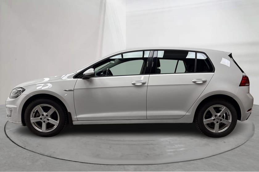 Bild 2 av Volkswagen e-Golf VII 5dr (136hk) Kamera GPS
