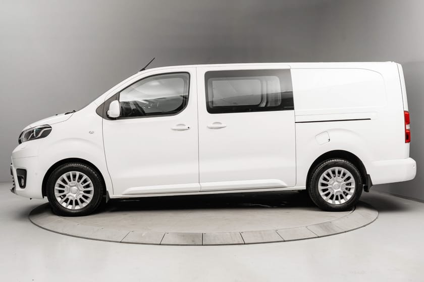 Bilde 2 av Toyota Proace 2,0 D 144 Comfort L2H1 SHB aut