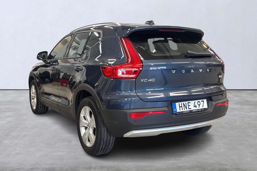 Bild 4 av Volvo XC40 B4 II FWD Bensin MomAdv NaviPro Edt