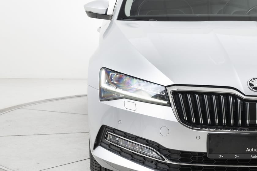 Bilde 4 av Škoda Superb Stasjonsvogn 2,0 TDI 200hk Style 4x4 ACC/Krok/Webasto/Matrix/DAB/BT