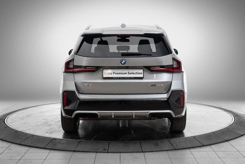 Bilde 4 av BMW X1 xDrive25e 
